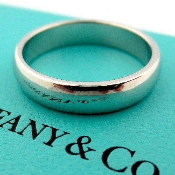Lucida Platinum 4.5mm Wedding Engagement Eternity